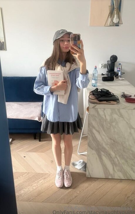 Photo nue de fuite OnlyFans de Missrosaliaaa