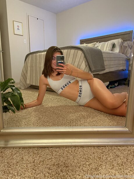 Christine 69 OnlyFans泄露裸照