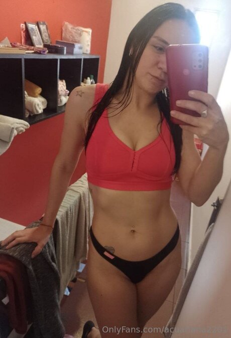 Acuariana2201 OnlyFans泄露裸照