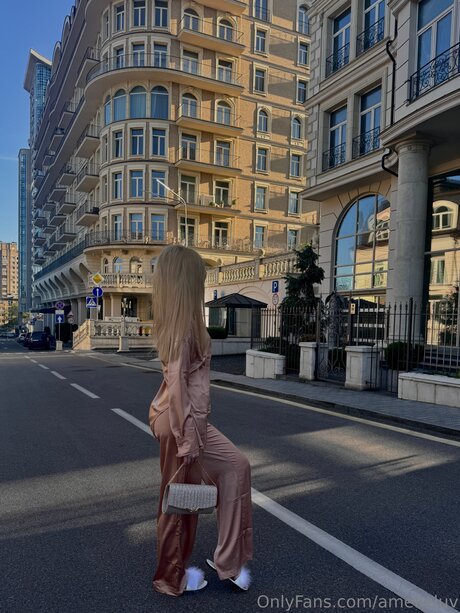 Amelieeluv naked leaks OnlyFans pic