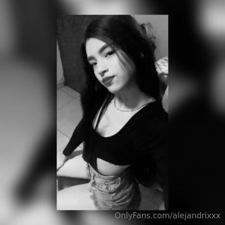 Nahá fotka uniklých OnlyFans od Alejandrixxx