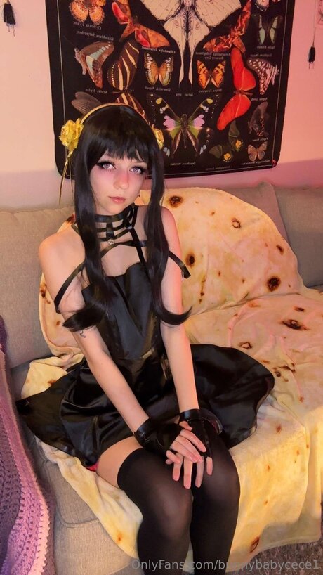Foto di nudo di fuga di OnlyFans di Bunnybabycece1