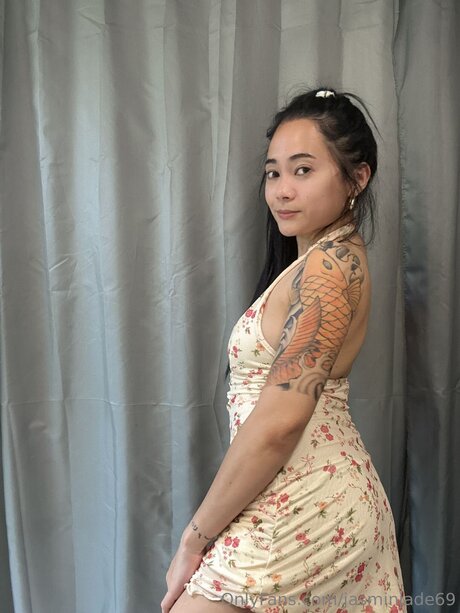 Naken lekkede OnlyFans-bilde av Jasminjade69