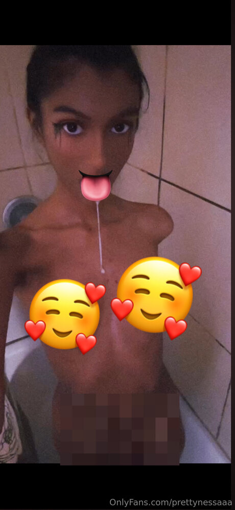 Nahá fotka uniklých OnlyFans od Prettynessaaa
