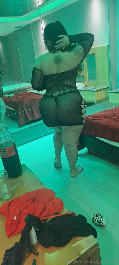 Обнаженная фотография утечки OnlyFans от Gordiilov3