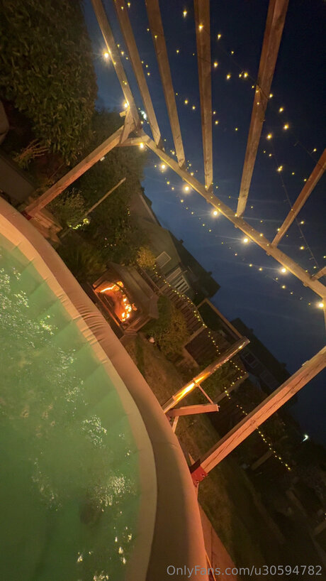 Alasti lekkinud OnlyFans-i pilt Spunk Shot King