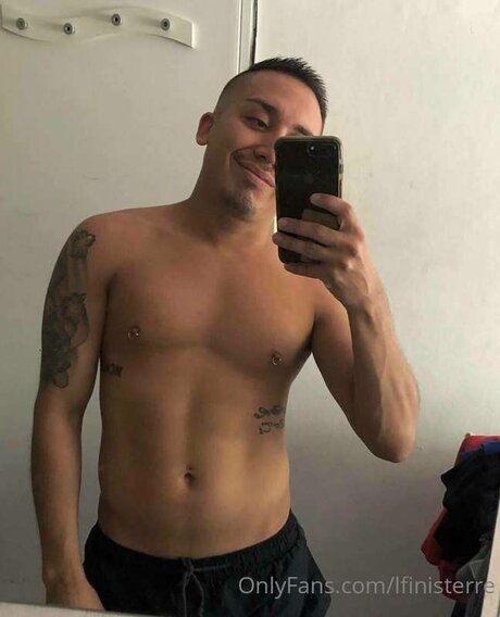 Alasti lekkinud OnlyFans-i pilt Lfinisterre