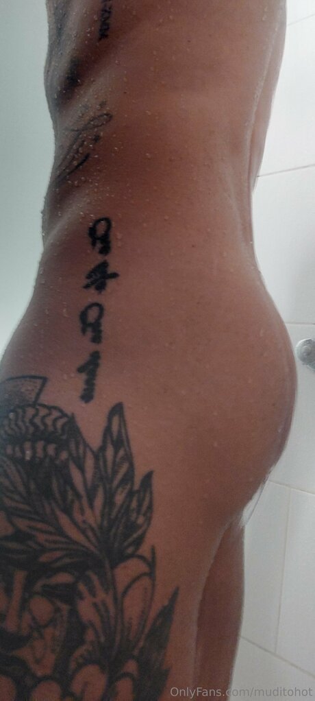 Nacktes geleaktes OnlyFans-Foto von Muditohot