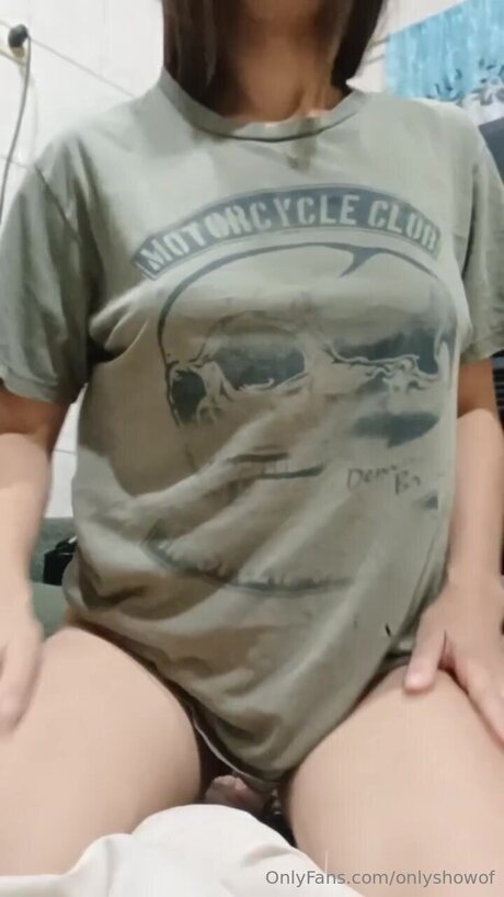 Onlyshowof naked leaks OnlyFans pic