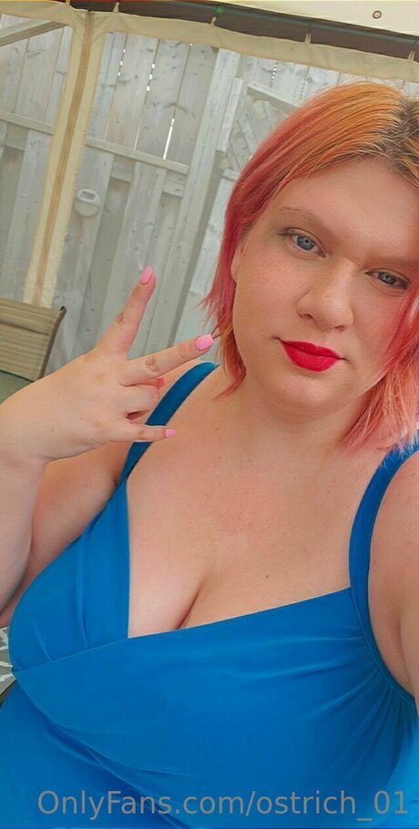 Nahá fotka uniklých OnlyFans od Ostrich 01