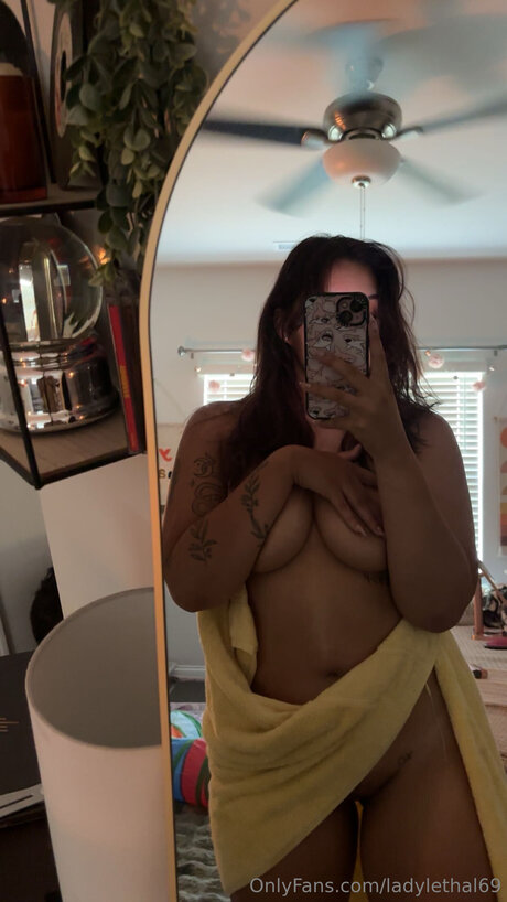 Foto desnuda filtrada de OnlyFans de Ladylethal69