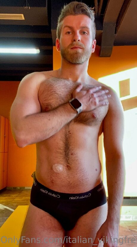 Обнаженная фотография утечки OnlyFans от Italian Vikingfree