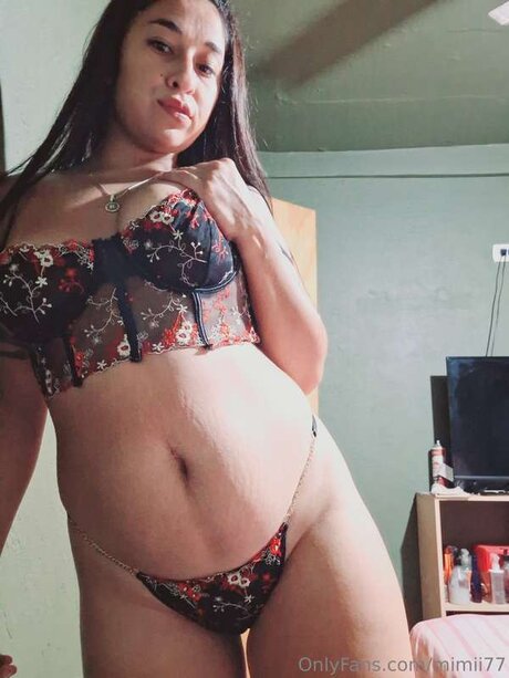 Nacktes geleaktes OnlyFans-Foto von Mimii77