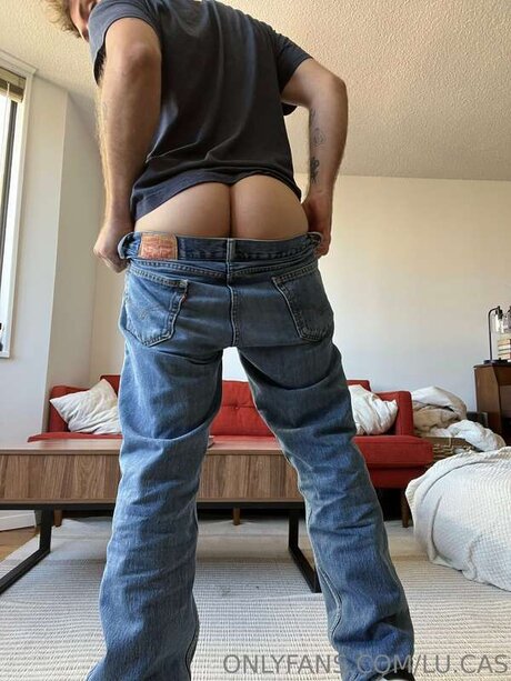 Alasti lekkinud OnlyFans-i pilt Lu Cas