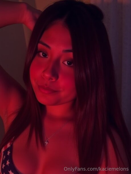 Обнаженная фотография утечки OnlyFans от Kaciemelons