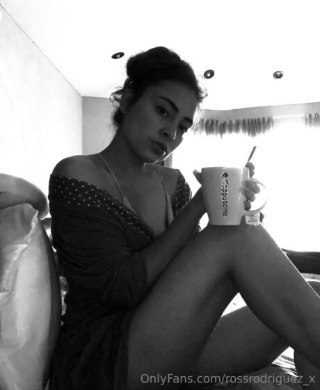Foto di nudo di fuga di OnlyFans di Rossrodriguez X