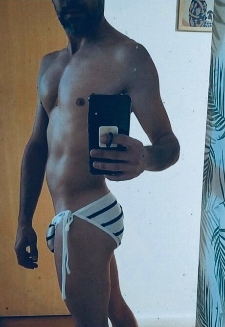 Regiook OnlyFans泄露裸照