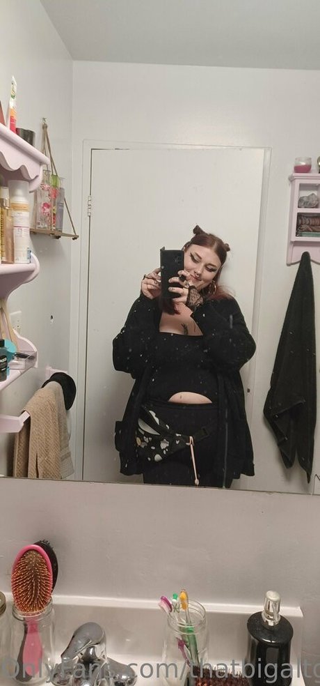 OnlyFans-model Thatbigaltgirl