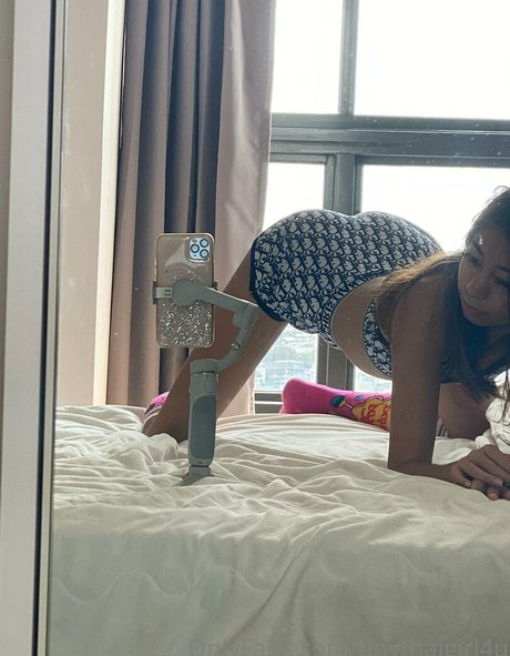 Alasti lekkinud OnlyFans-i pilt Tinythaigirl4u