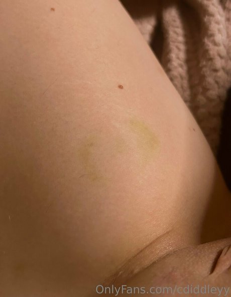 Nahá fotka uniklých OnlyFans od Cdiddleyy