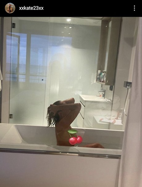 Naken lekkede OnlyFans-bilde av Xxkate23xx