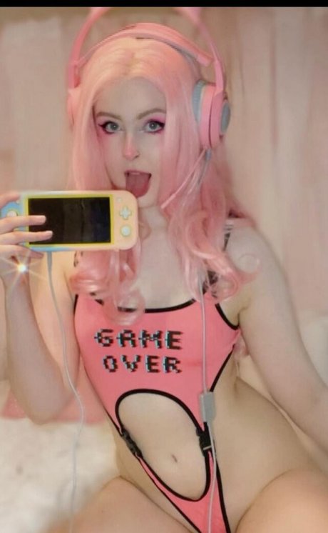 Nahá fotka uniklých OnlyFans od Fruit Brat