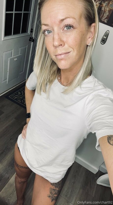 Foto desnuda filtrada de OnlyFans de Chart92