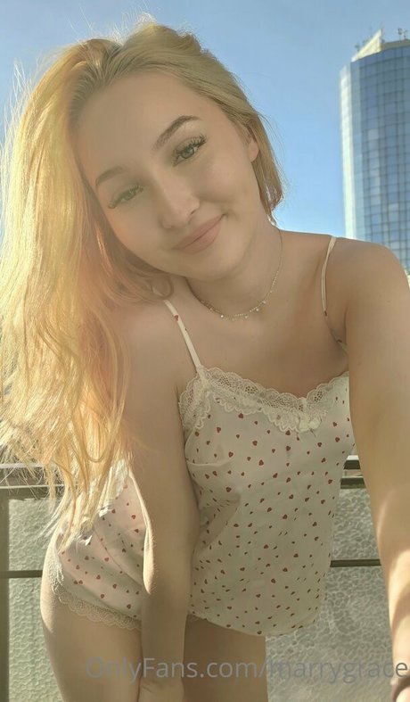 Обнаженная фотография утечки OnlyFans от Marrygracelove