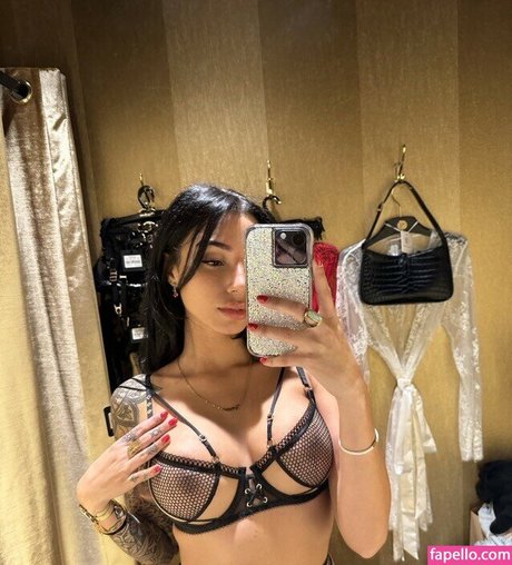 Alasti lekkinud OnlyFans-i pilt Notyns