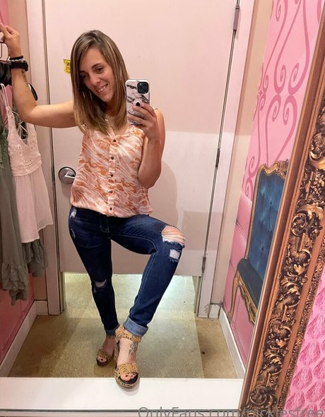 Naken läckt OnlyFans-bild av Picklesfree