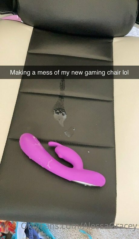 Alessagracey OnlyFans泄露裸照