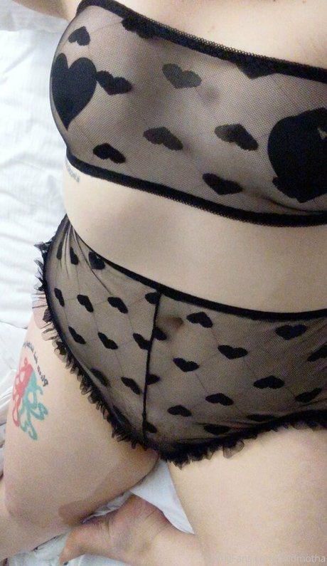 Naken lekkede OnlyFans-bilde av Wildmotha