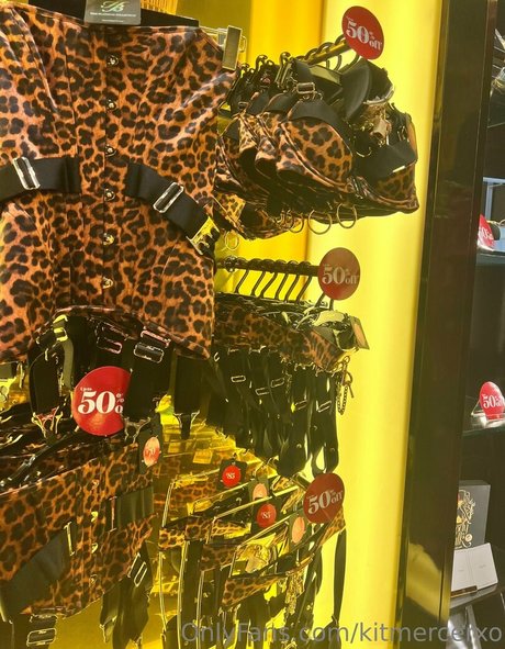 Nahá fotka uniklých OnlyFans od Kitmercerxo