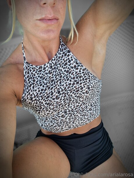 Arialarosa OnlyFansリークヌード写真