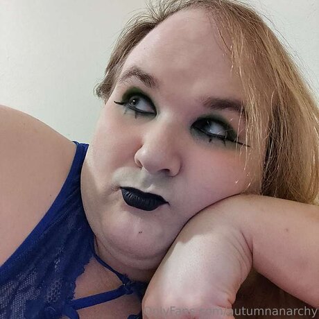 Nacktes geleaktes OnlyFans-Foto von Autumnanarchy