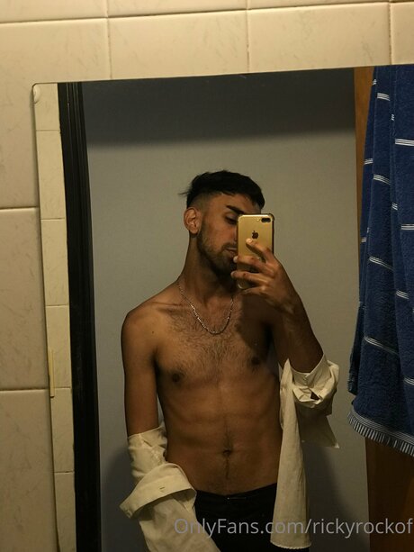 Alasti lekkinud OnlyFans-i pilt Rickyrockof