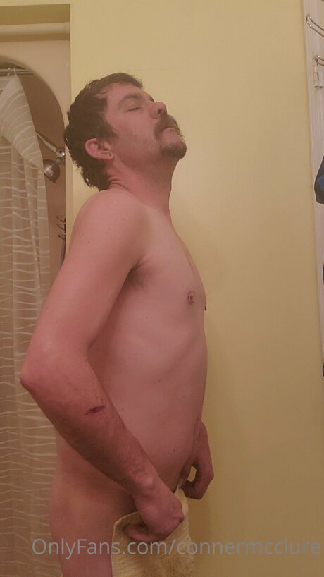 Nacktes geleaktes OnlyFans-Foto von Somejeepdude