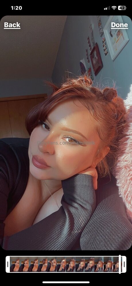 Naken lekkede OnlyFans-bilde av Mamiimilk