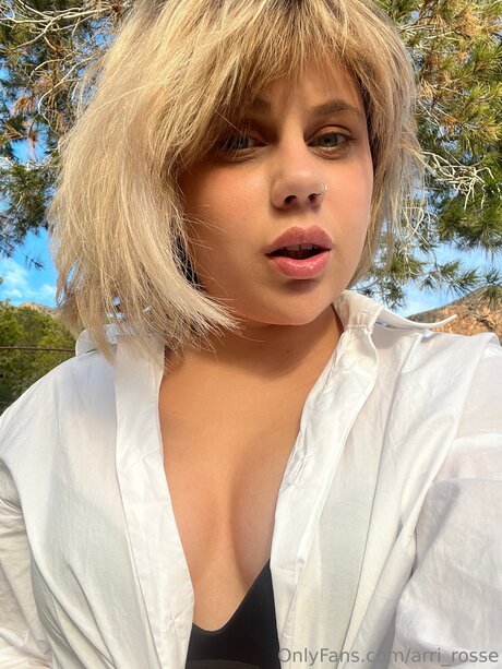 Arri Rosse naked leaks OnlyFans pic