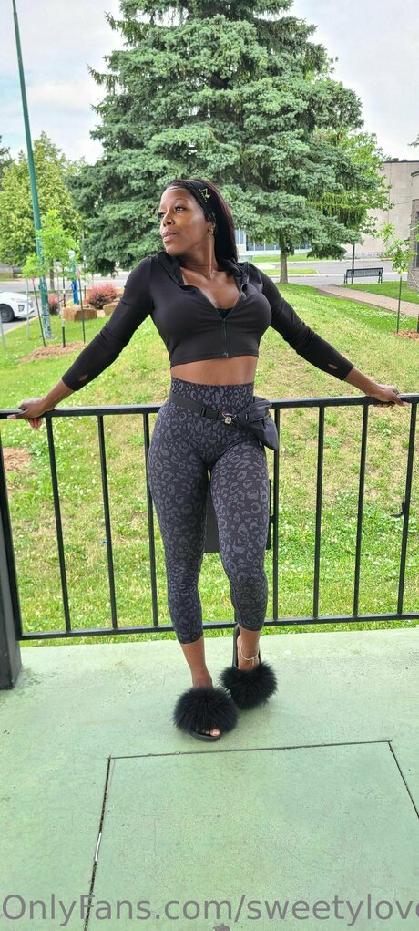 Nacktes geleaktes OnlyFans-Foto von Sweetylove91