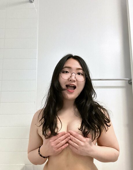 OnlyFans-model Aroomi Kim