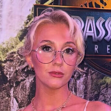 Nacktes geleaktes OnlyFans-Foto von Emwallbank