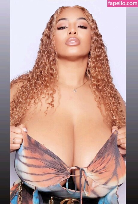 Обнаженная фотография утечки OnlyFans от Persephaniificial