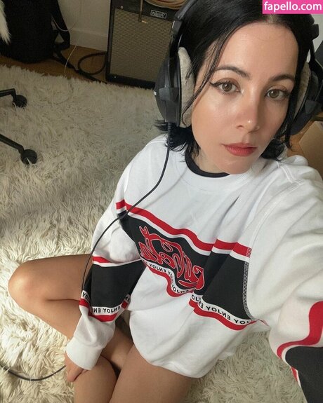 Naken lekkede OnlyFans-bilde av Luna Shadows