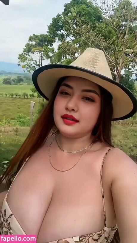Nacktes geleaktes OnlyFans-Foto von Bhawana1914