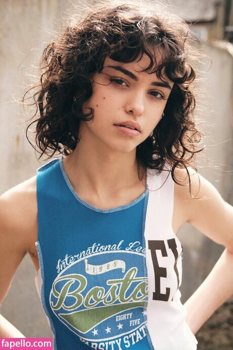 Обнаженная фотография утечки OnlyFans от Clarice Cazauran