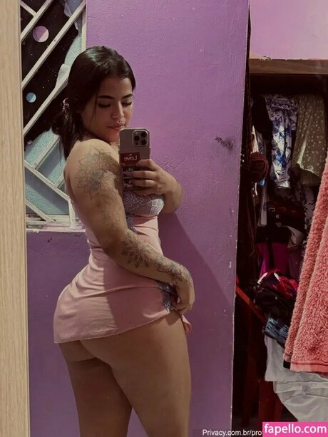 OnlyFans-model Crystalzinha12