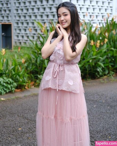 OnlyFans-model Ecaaura