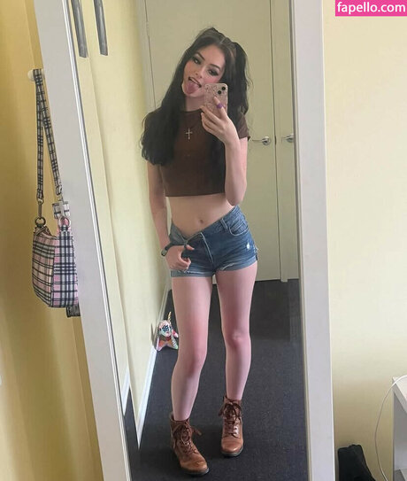 Nacktes geleaktes OnlyFans-Foto von Laurens Asmr