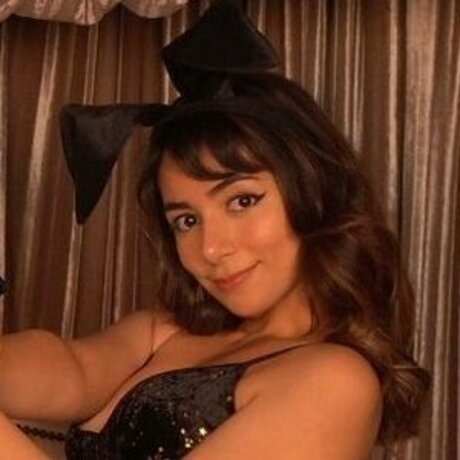 Naakte gelekte OnlyFans-foto van Denimstv